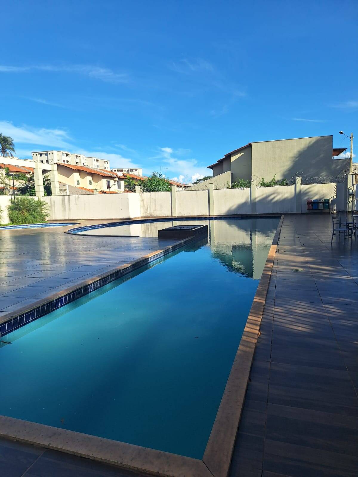 #12 - Apartamento para Venda em Aparecida de Goiânia - GO