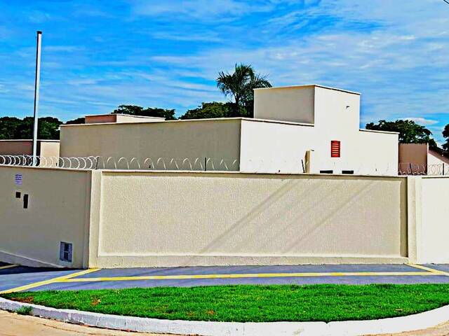 Venda em Jardim Miramar - Aparecida de Goiânia
