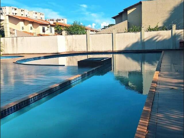 #13 - Apartamento para Venda em Aparecida de Goiânia - GO